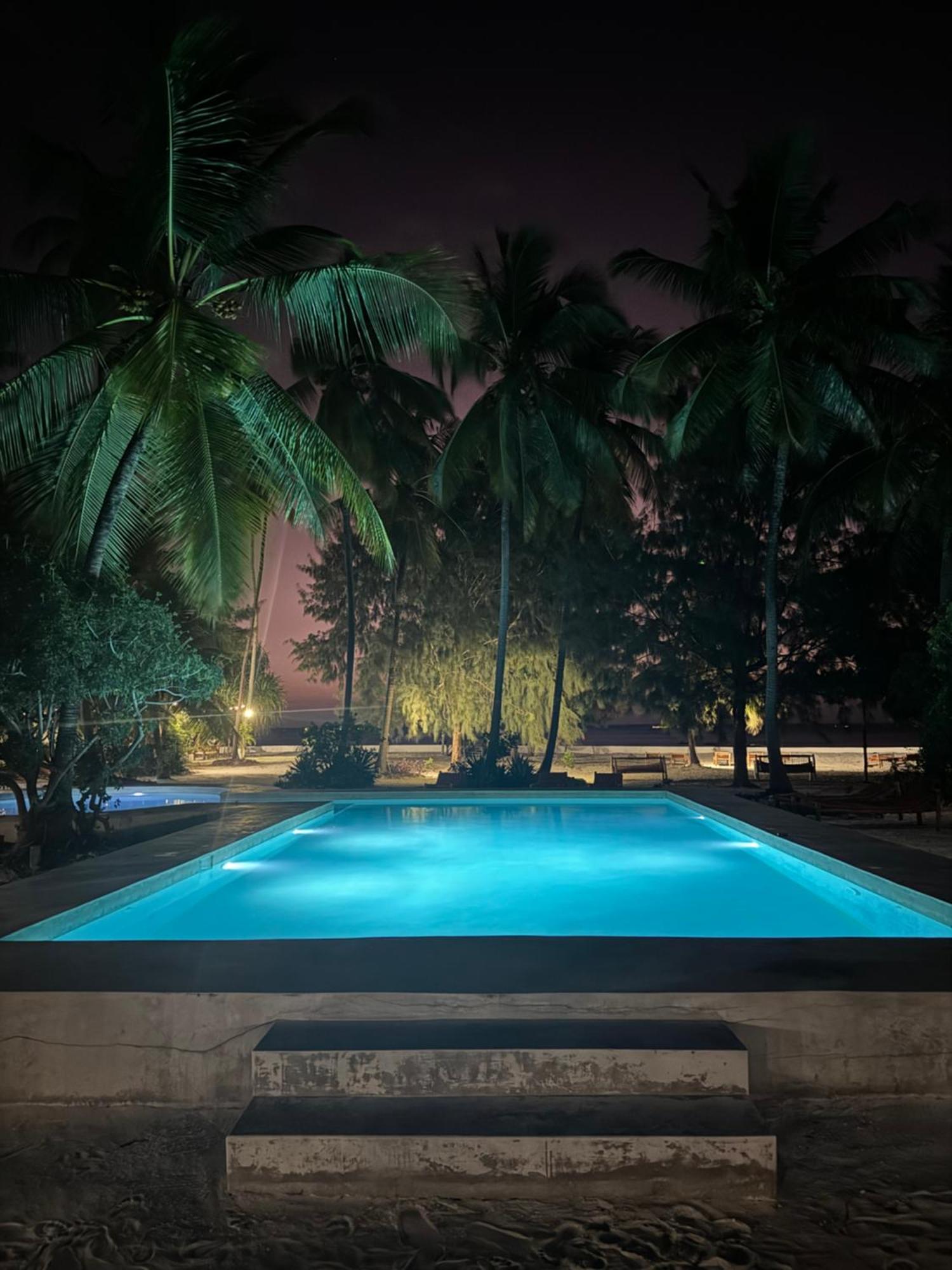 Bahati Sunset Bungalows Michamvi Esterno foto